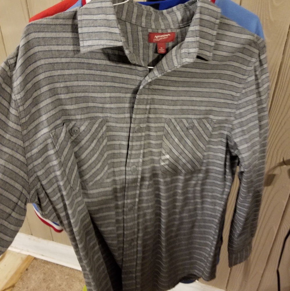 Arizona Button Up
